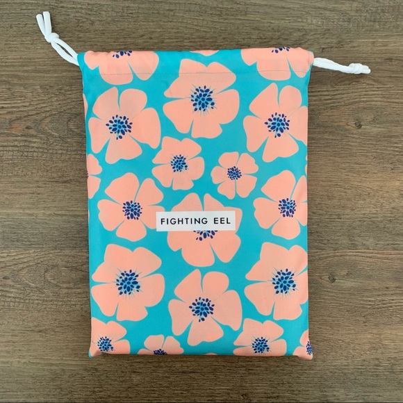 Fighting Eel Other Fighting Eel Beach Towel Nwt Poshmark